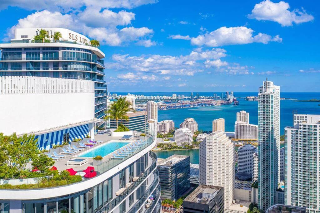 Luxurious Condo In Heart Of Brickell Miami Exterior photo