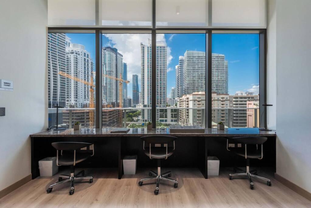 Luxurious Condo In Heart Of Brickell Miami Exterior photo