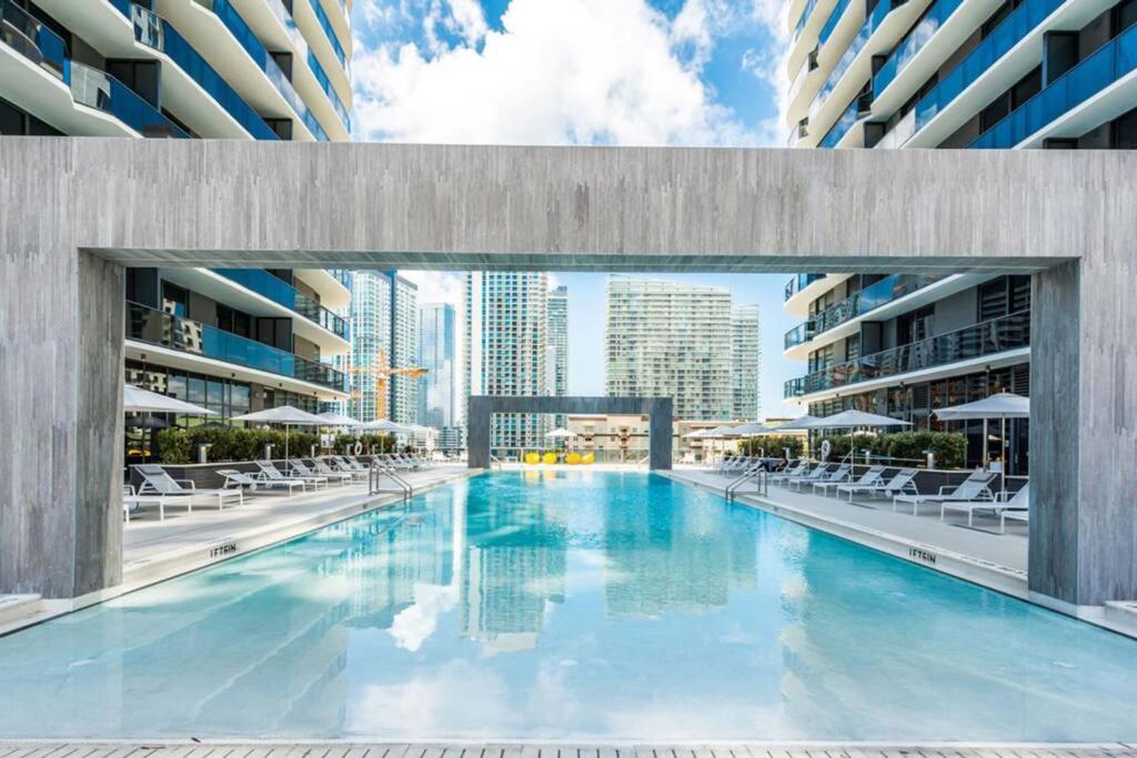 Luxurious Condo In Heart Of Brickell Miami Exterior photo